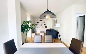 Gmc Turistics - The Picasso Neighborhood House